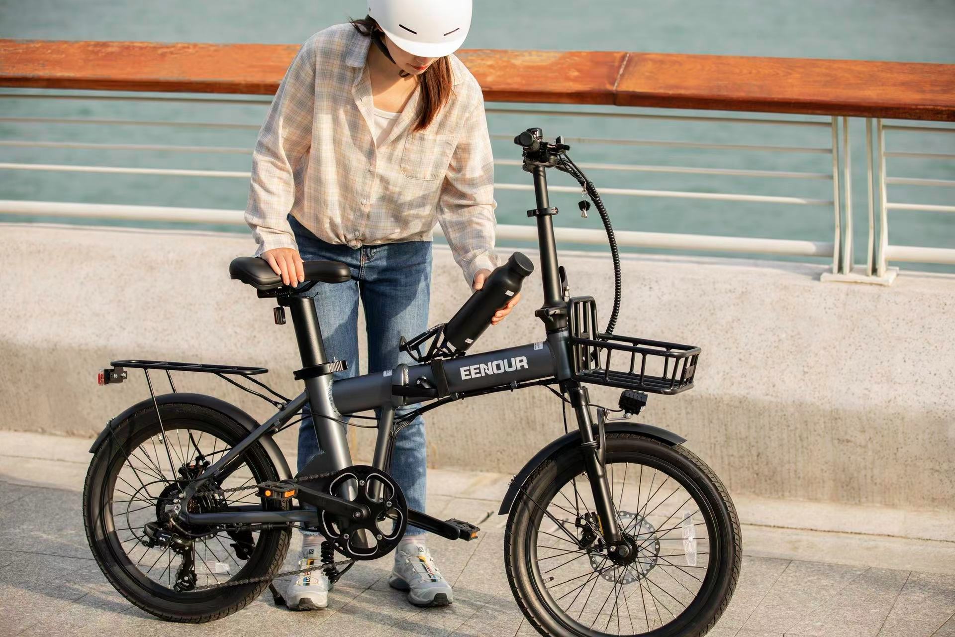 革新的な電動アシスト自転車EENOUR C4が予約販売開始 圧倒的な走行性能