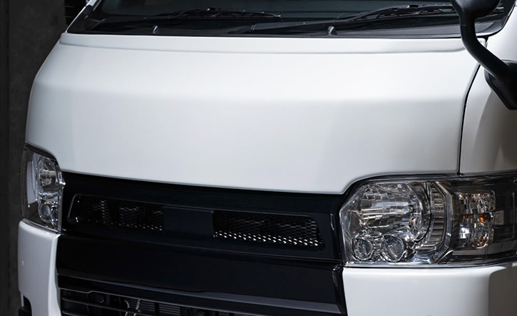 ハイエース4型以降(標準ボディ)用ボンネット エクスクルーシブゼウス