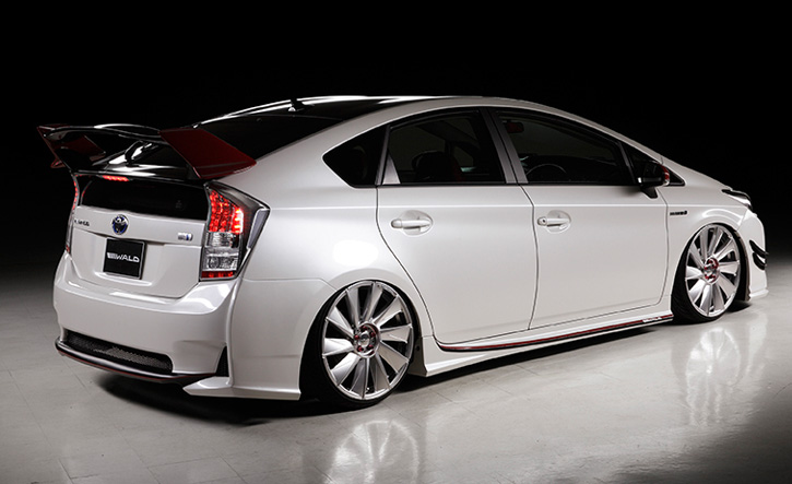 プリウス30系用リアバンパー WALD(ヴァルド)(SPORTS LINE WALD 50LOOK