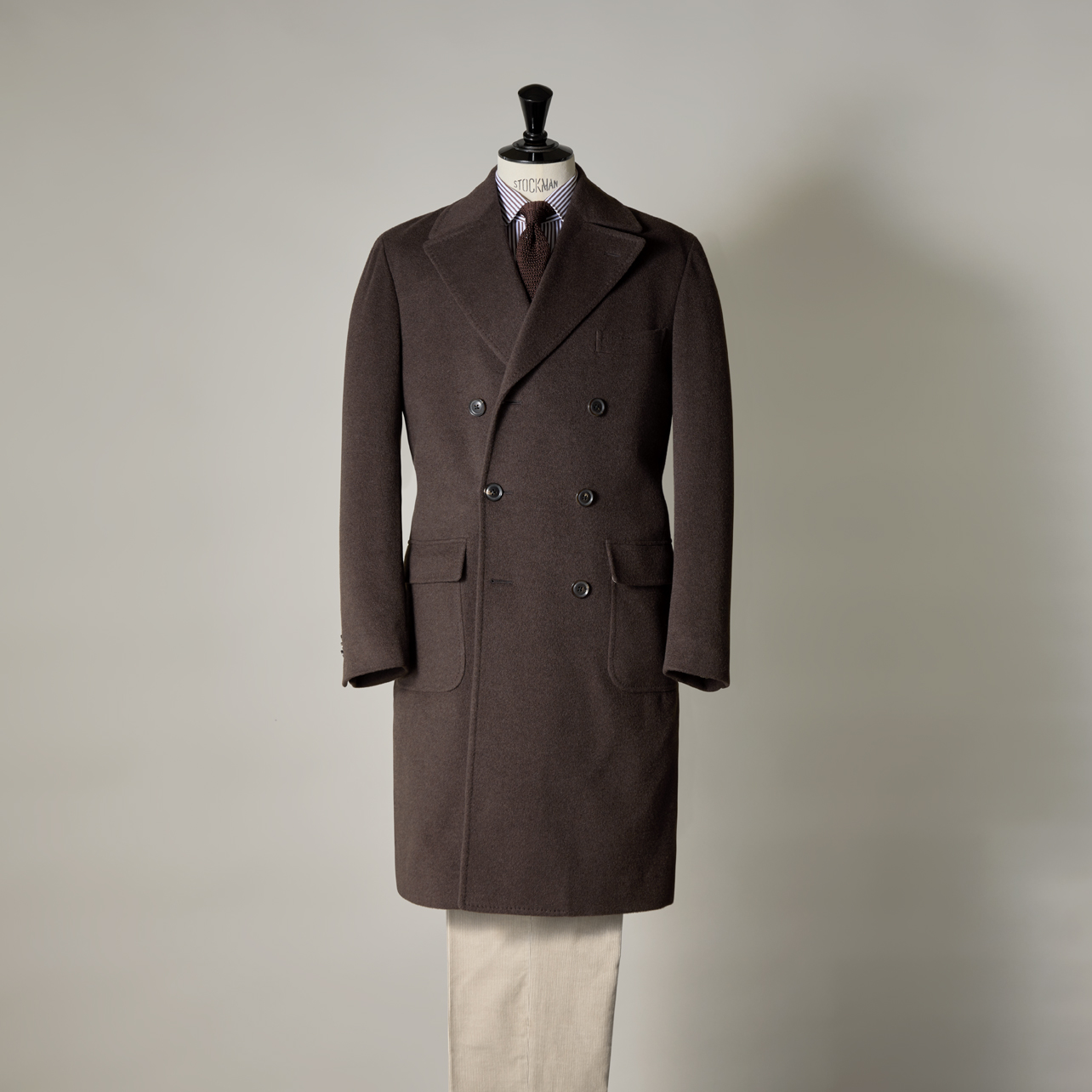 カシミヤのオーダーコート | オーダースーツ・オーダーシャツの麻布