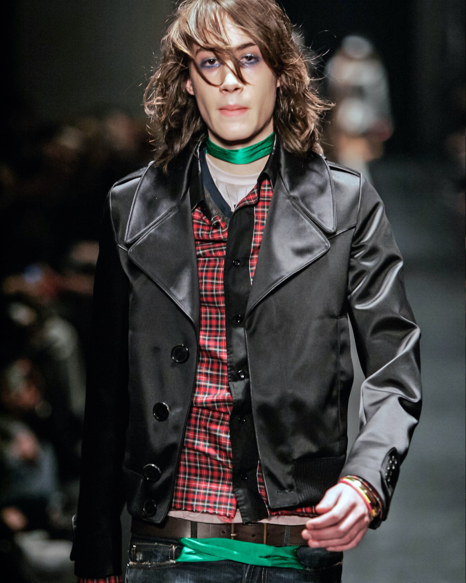 DIOR HOMME AW05 “IN THE MORNING” SKINNY FRINGE SCARF IN ITALIAN