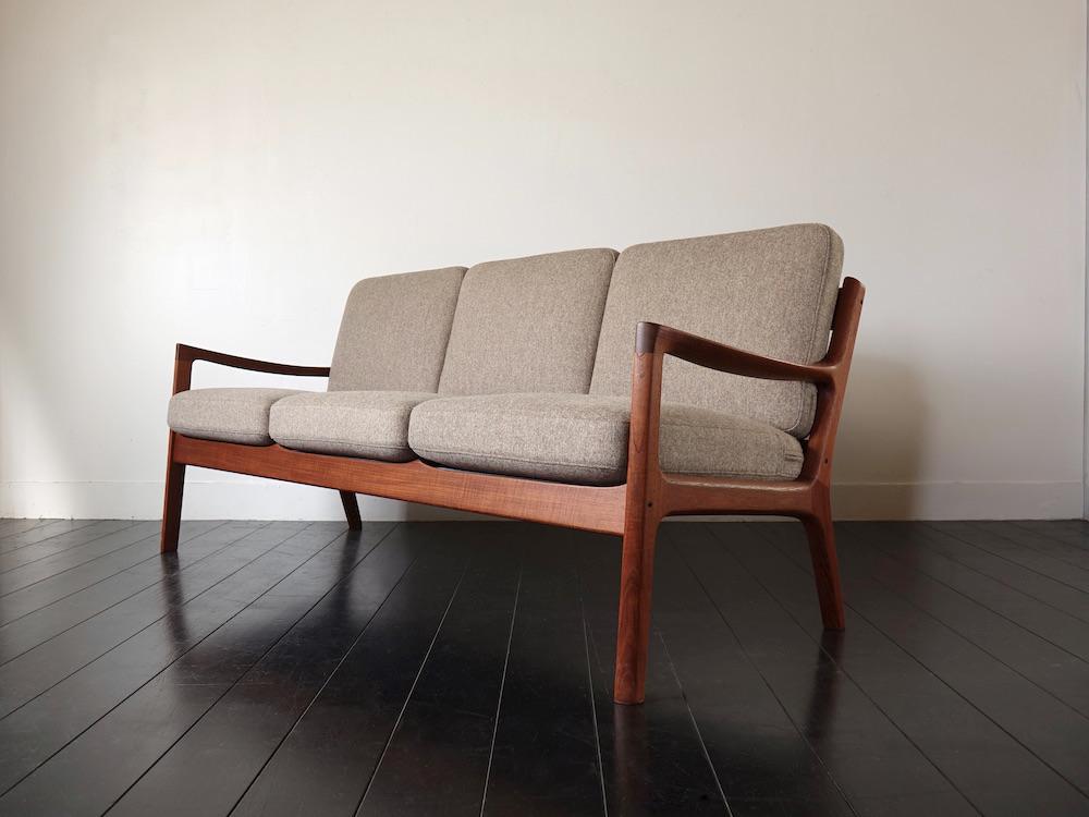 Bellbet | Model.169 Senator sofa by Ole Wanscher for France & Son