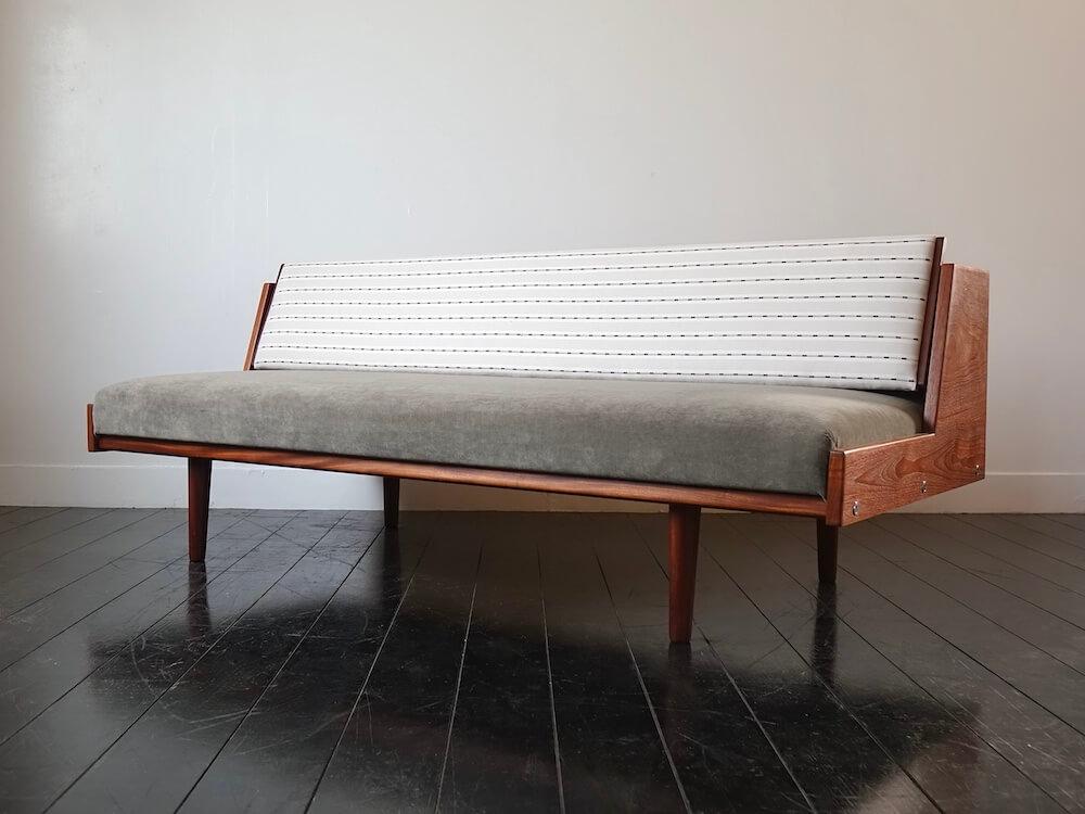Bellbet | Daybed GE258 by Hans J. Wegner for GETAMA