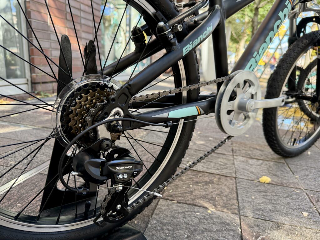 横浜】大人気！子供用スポーツバイク 「JUNIOR DUEL 20″」入荷しており