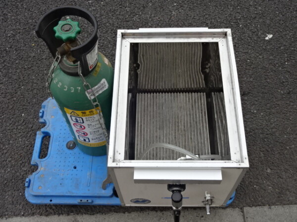 s*i様 ニットクビールサーバー 氷冷式キリンビール用 炭酸ガスのボンベ