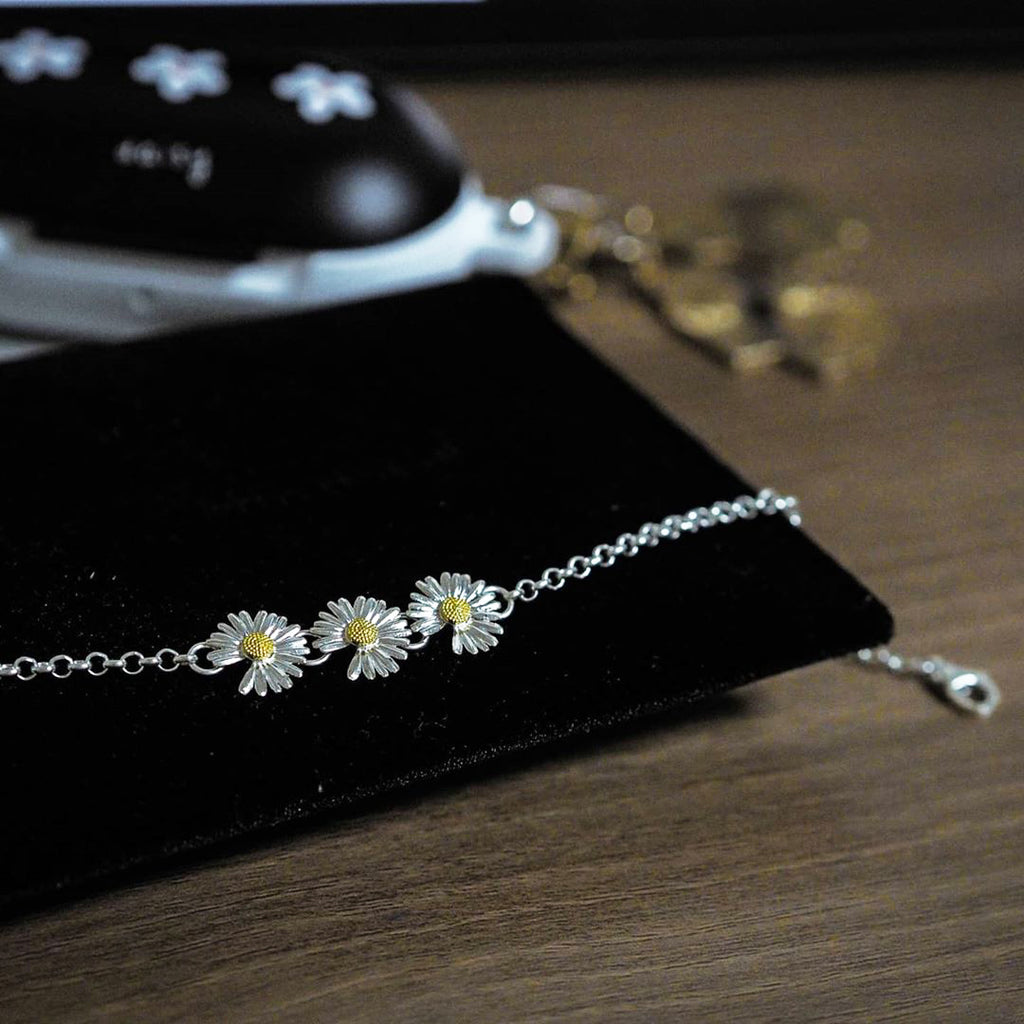 Daisy bracelet PEACEMINUSONE as seen on G Dragon hypebeast