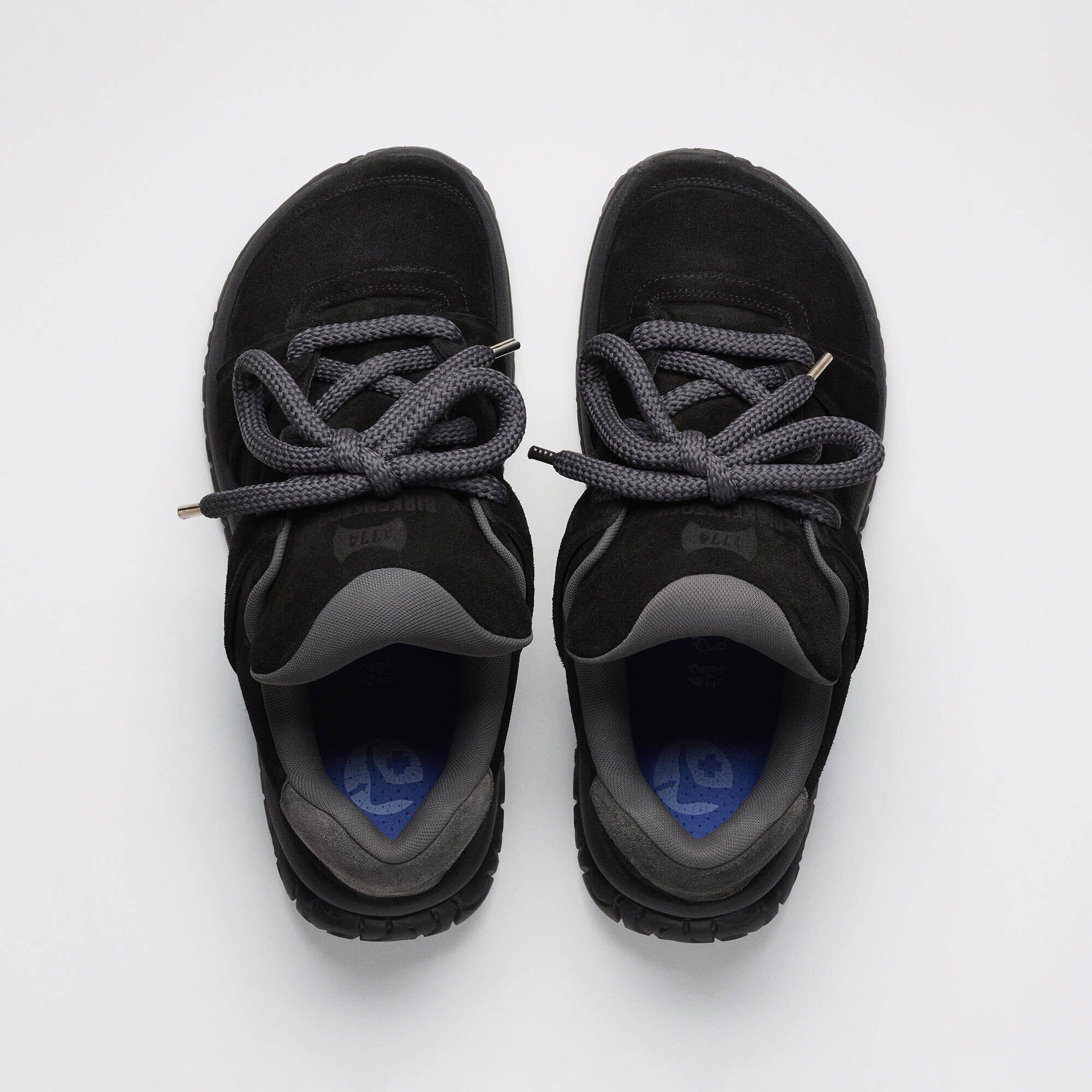 1774 Goerlitz Suede」（スエードレザー、ブラック）| BIRKENSTOCK（日本）