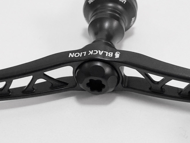 Cachalot 100 | BLACKLION(ブラックライオン)公式サイト | エギング