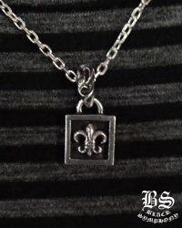 クロムハーツ フレームド BSフレアチャーム お客様の声 クロムハーツ