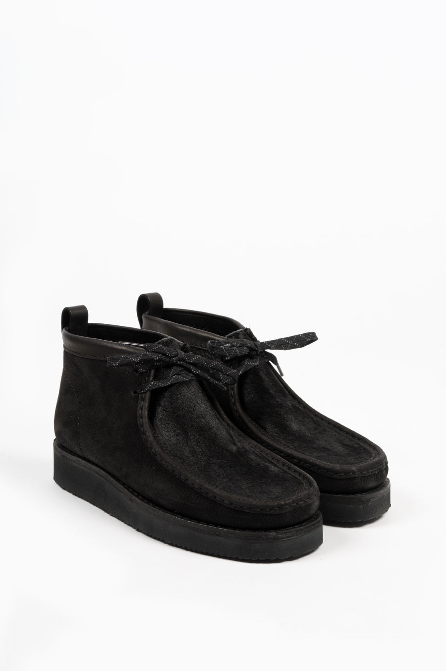 CLARKS WALLABEE BOOT HIKE BLACK SUEDE – BLENDS