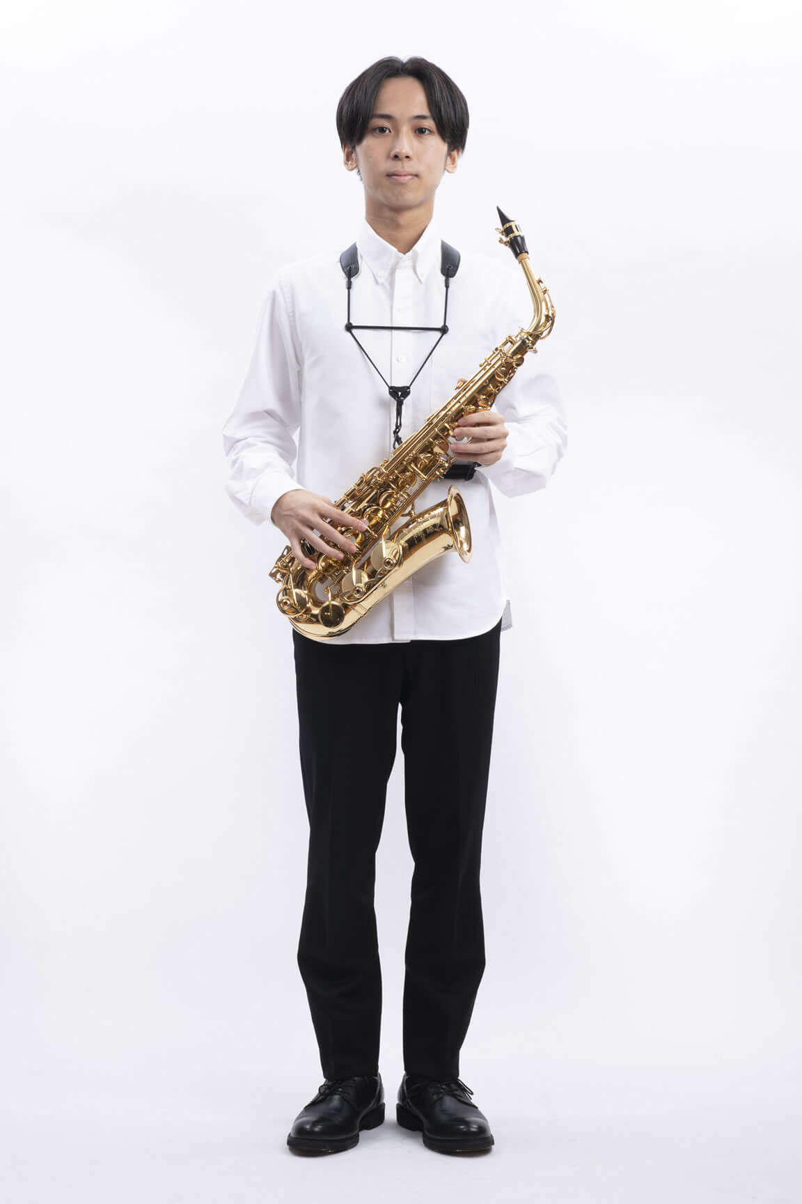 Sizing guide for the Saxophone strap. |