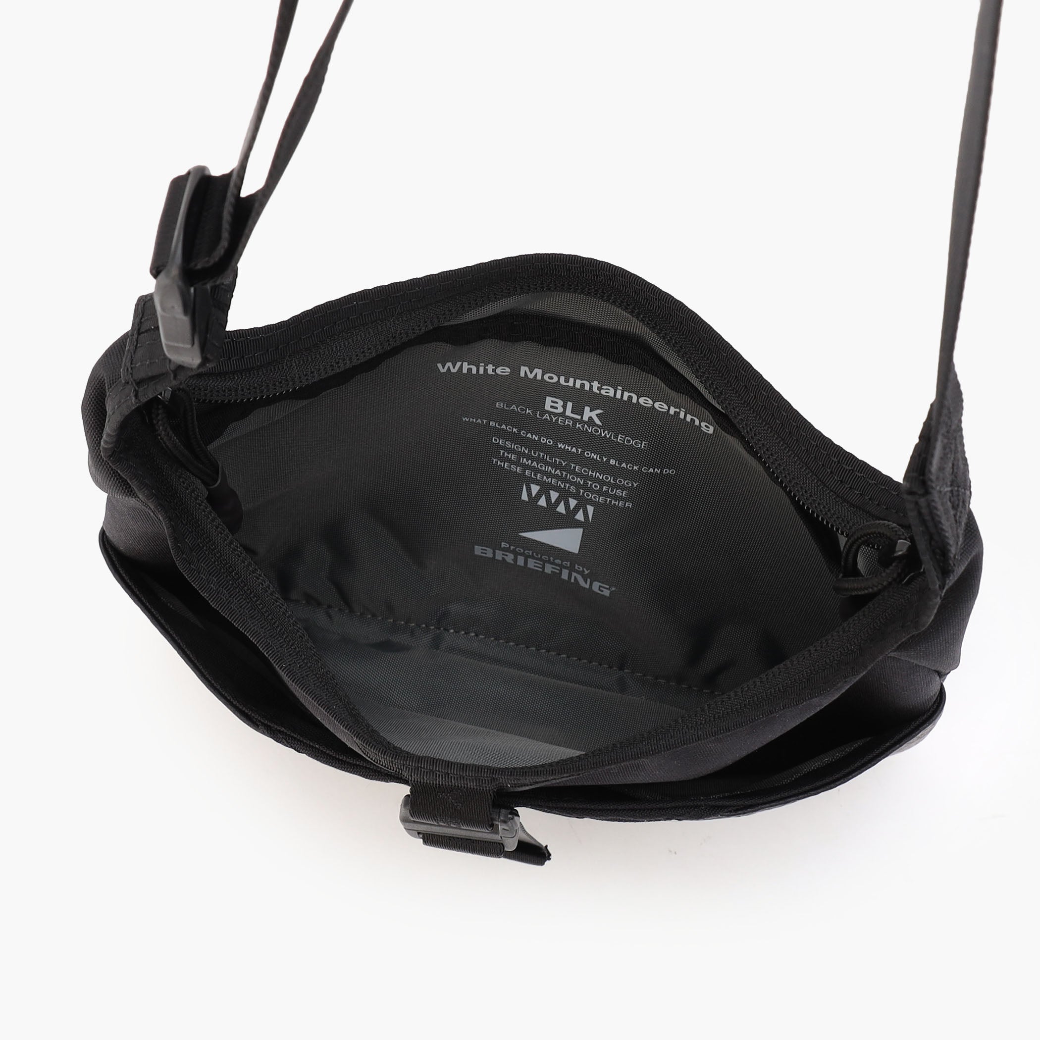 BLK White Mountaineering®︎×BR DAILY SACOCHE – BRIEFING Official