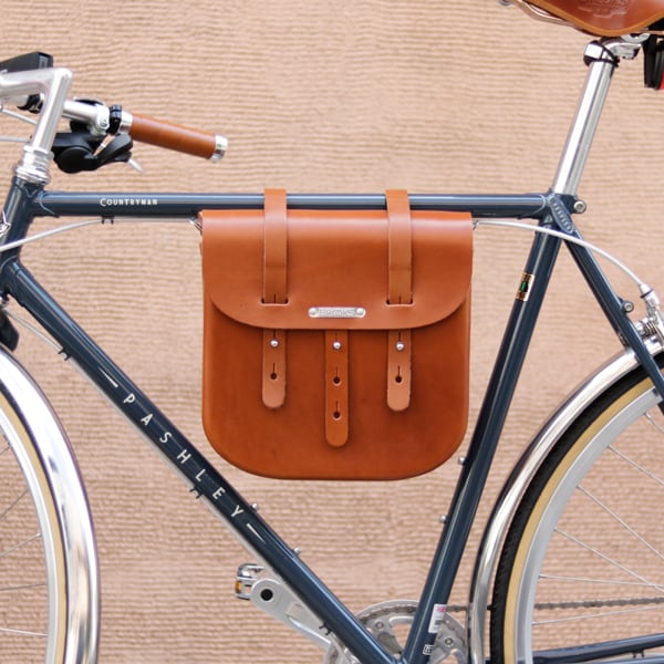 英国良品なレザーのバッグ | BRITISH MADE Staff blog