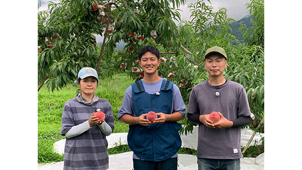 桃に魅せられて家族で移住！ 地域密着で取り組む桃農家 | 工藤阿須加が