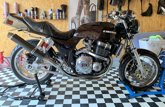 ZRX400のカスタムのレポート