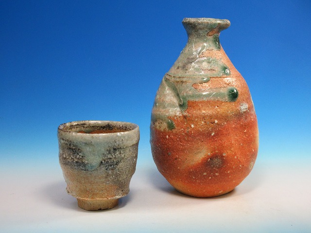 信楽徳利｜作家名：古谷 和也｜文錦堂 | 文錦堂