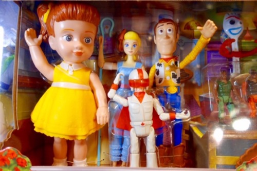 トイストーリー TOY STORY 4 アンティークショップ フィギュアセット