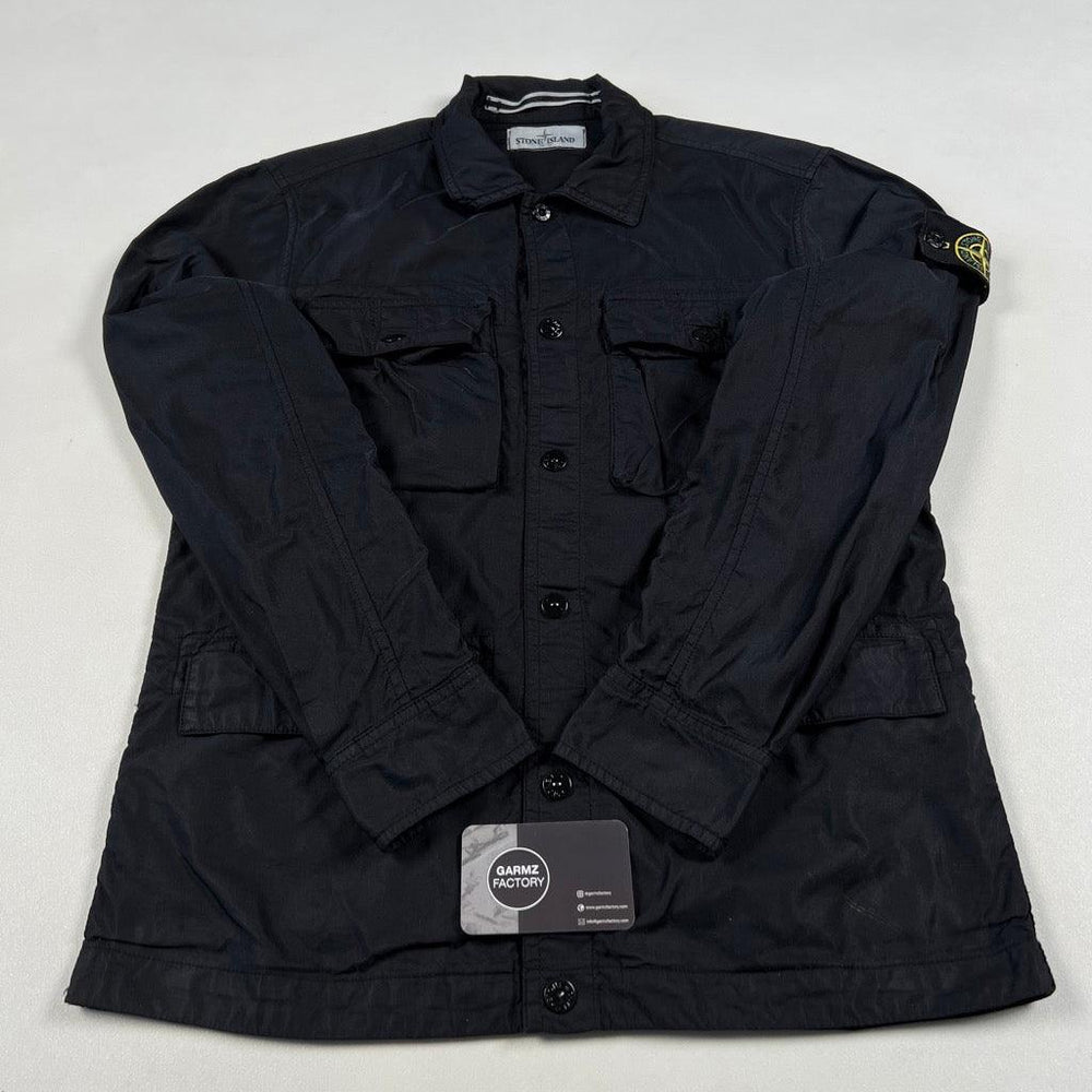 stone-island-multi-pocket-snap