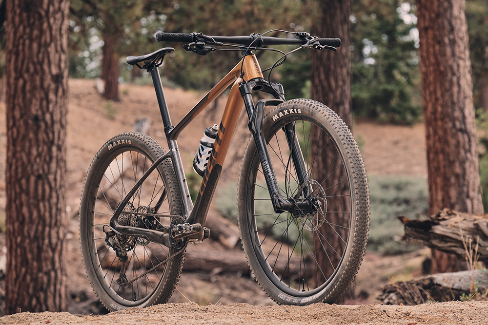 GIANT 新型「XTC 29ER シリーズ」発表 - News