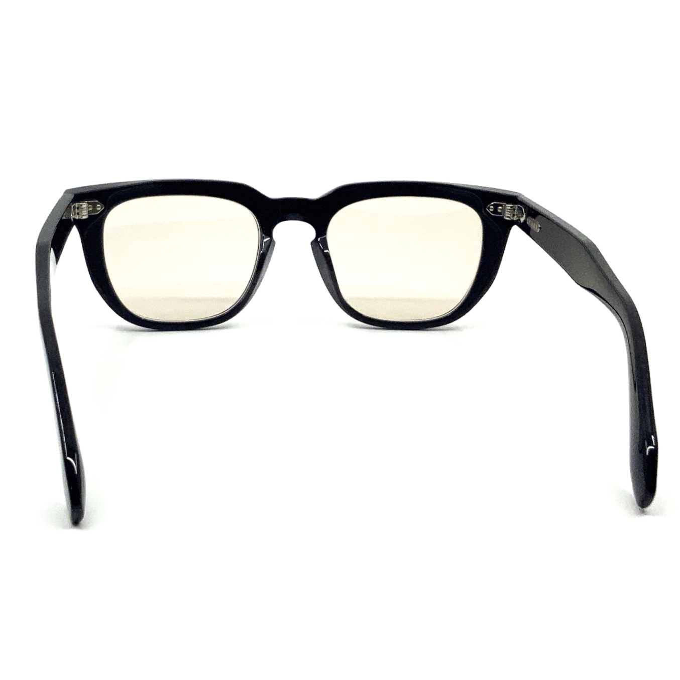 中田英寿氏を広告ビジュアルに起用モデル】OLIVER PEOPLES オリバー