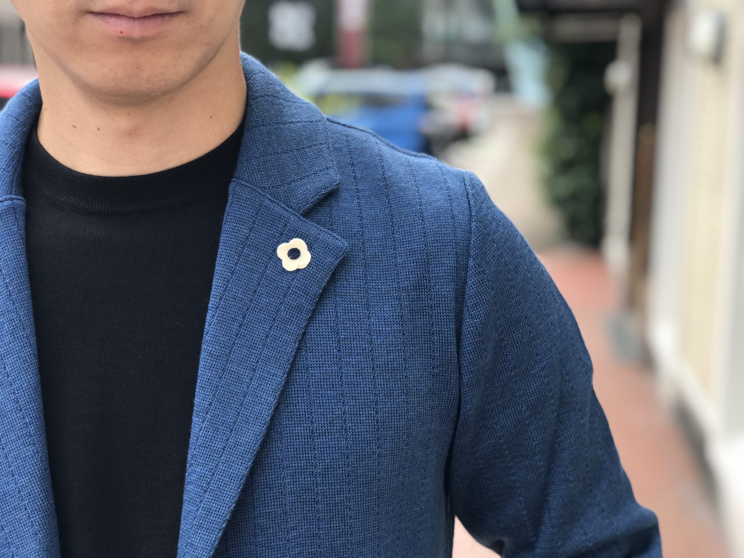 八分から九分咲きで見頃を迎えたLARDINI/ラルディーニのニット