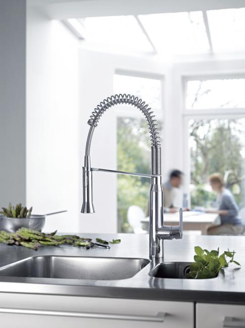シングルレバーキッチン混合栓｜製品情報｜GROHE(グローエ)｜キッチン