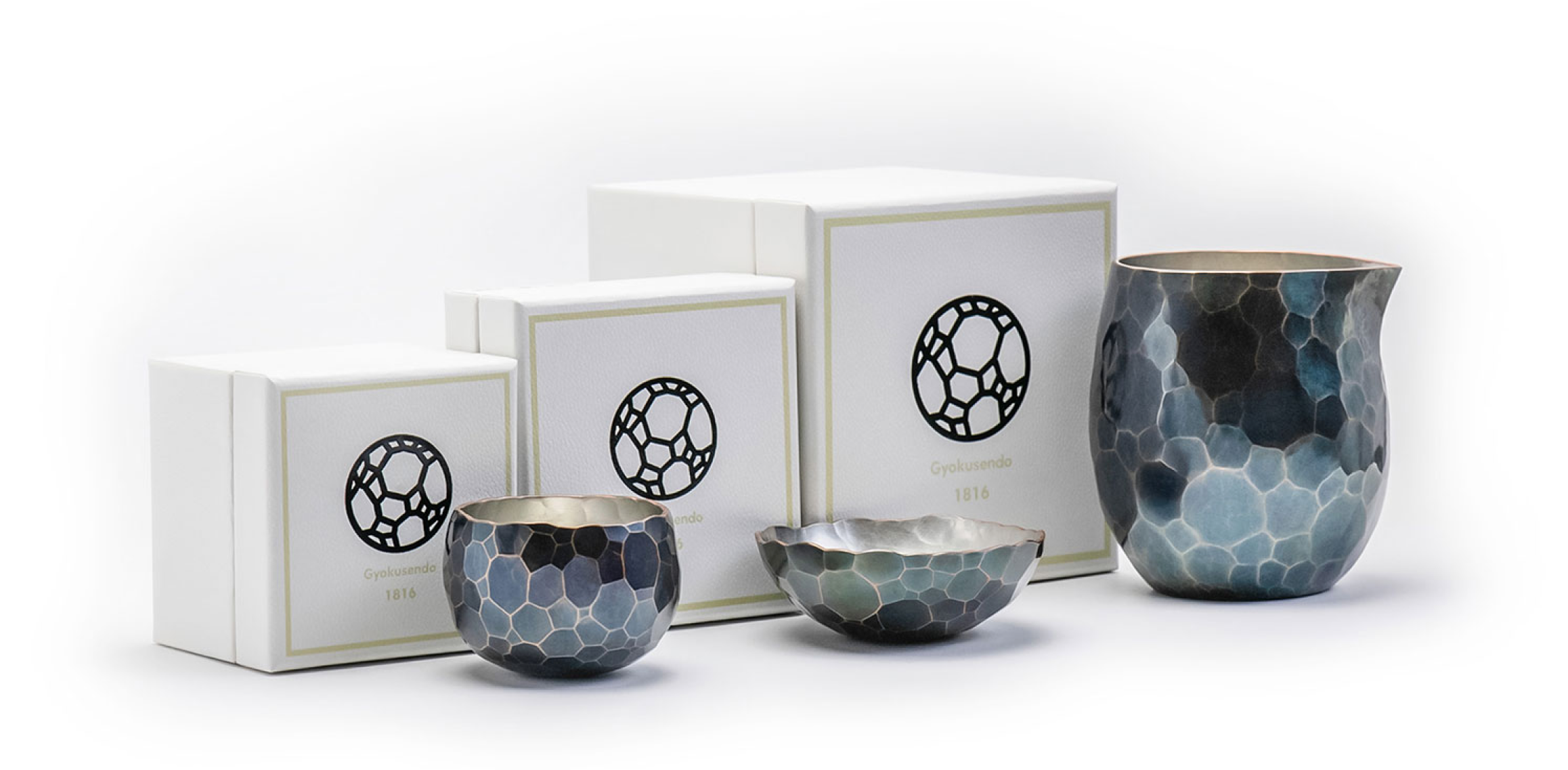 玉川堂の歴史 – 無形文化財 鎚起銅器「玉川堂」- GYOKUSENDO