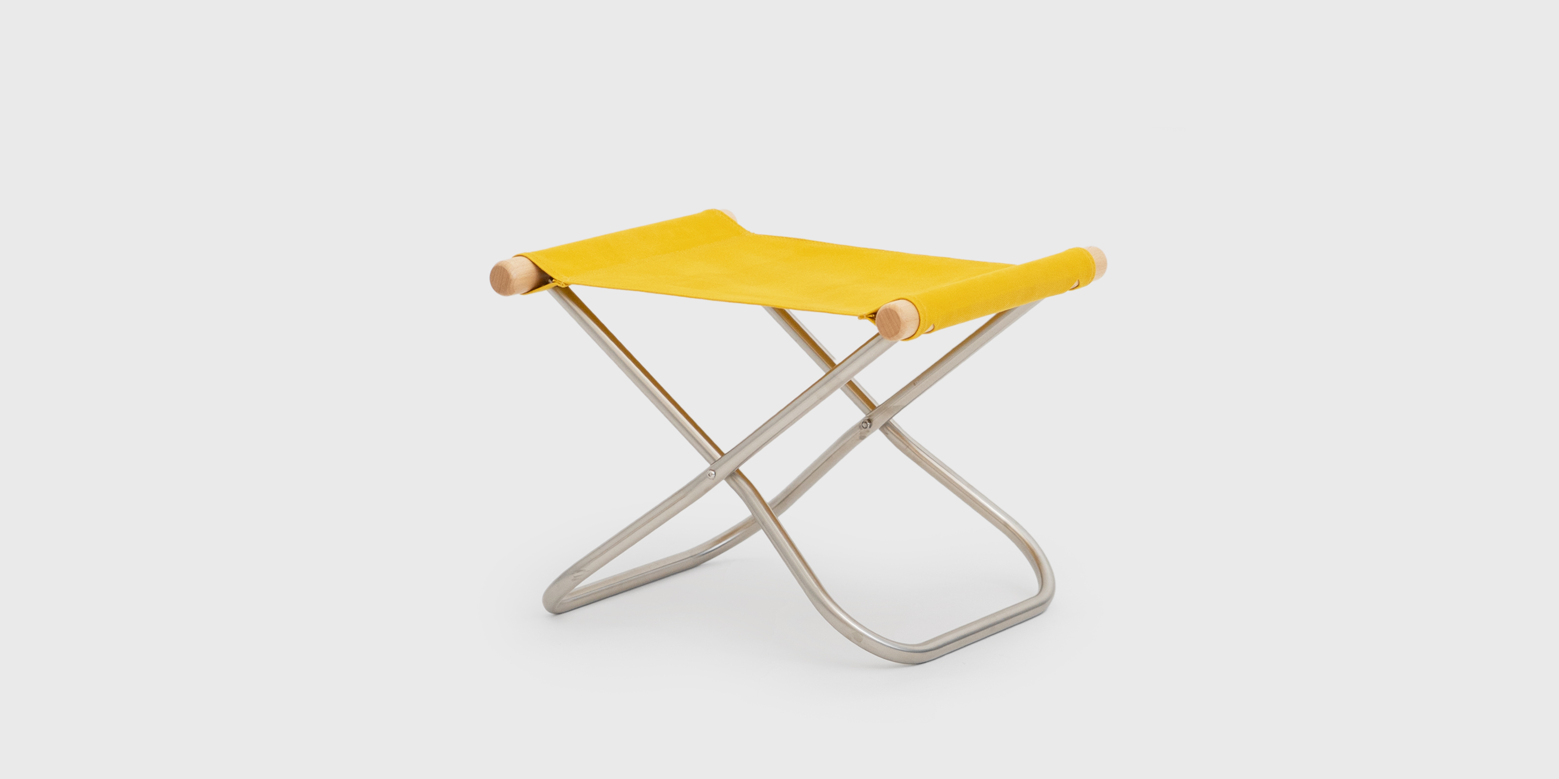 ニーチェアエックス ナチュラル × キャメル | D&DEPARTMENT