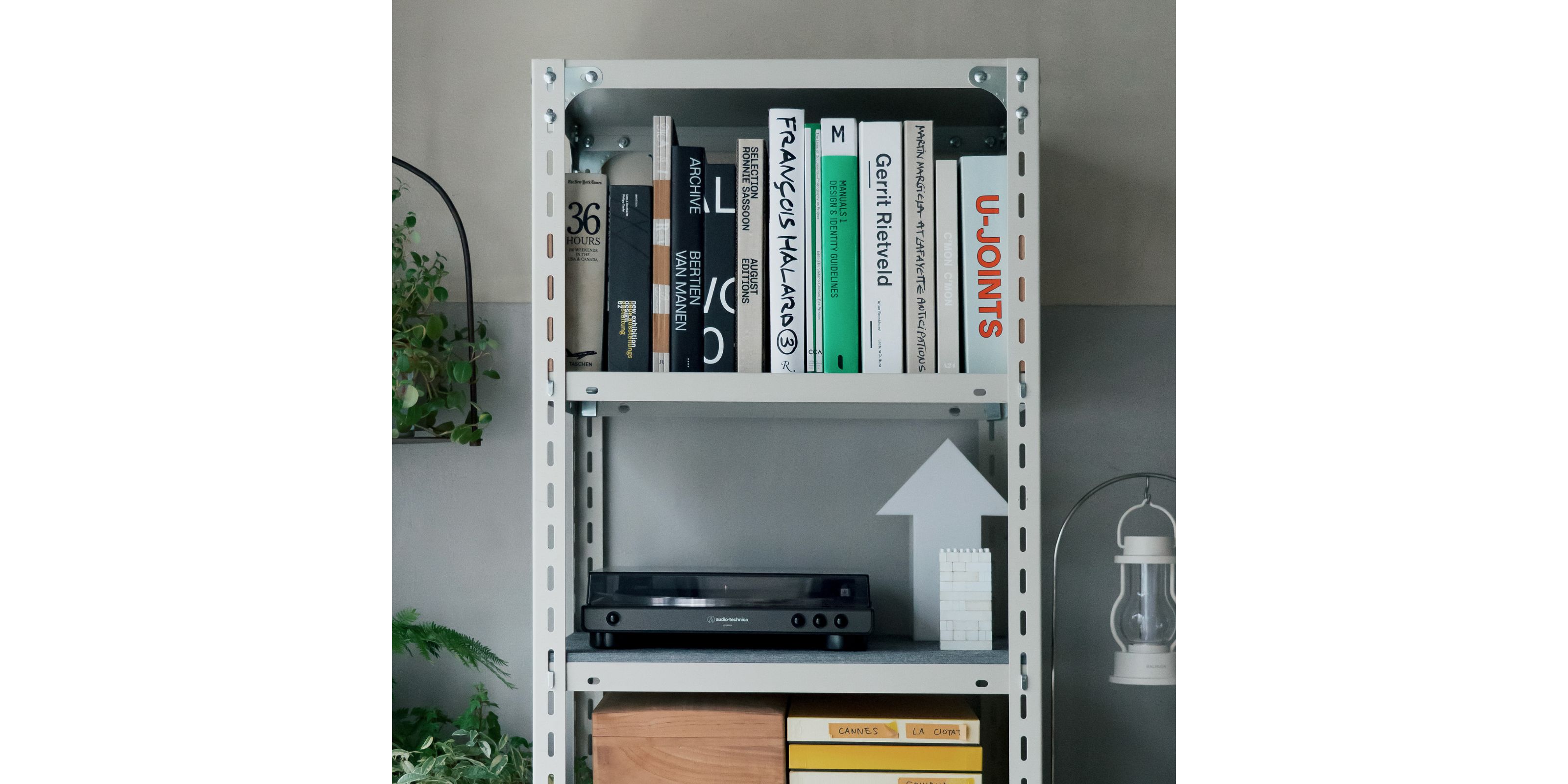 工業用スチールシェルフ スリム（W610）・4段・D450・アイボリー