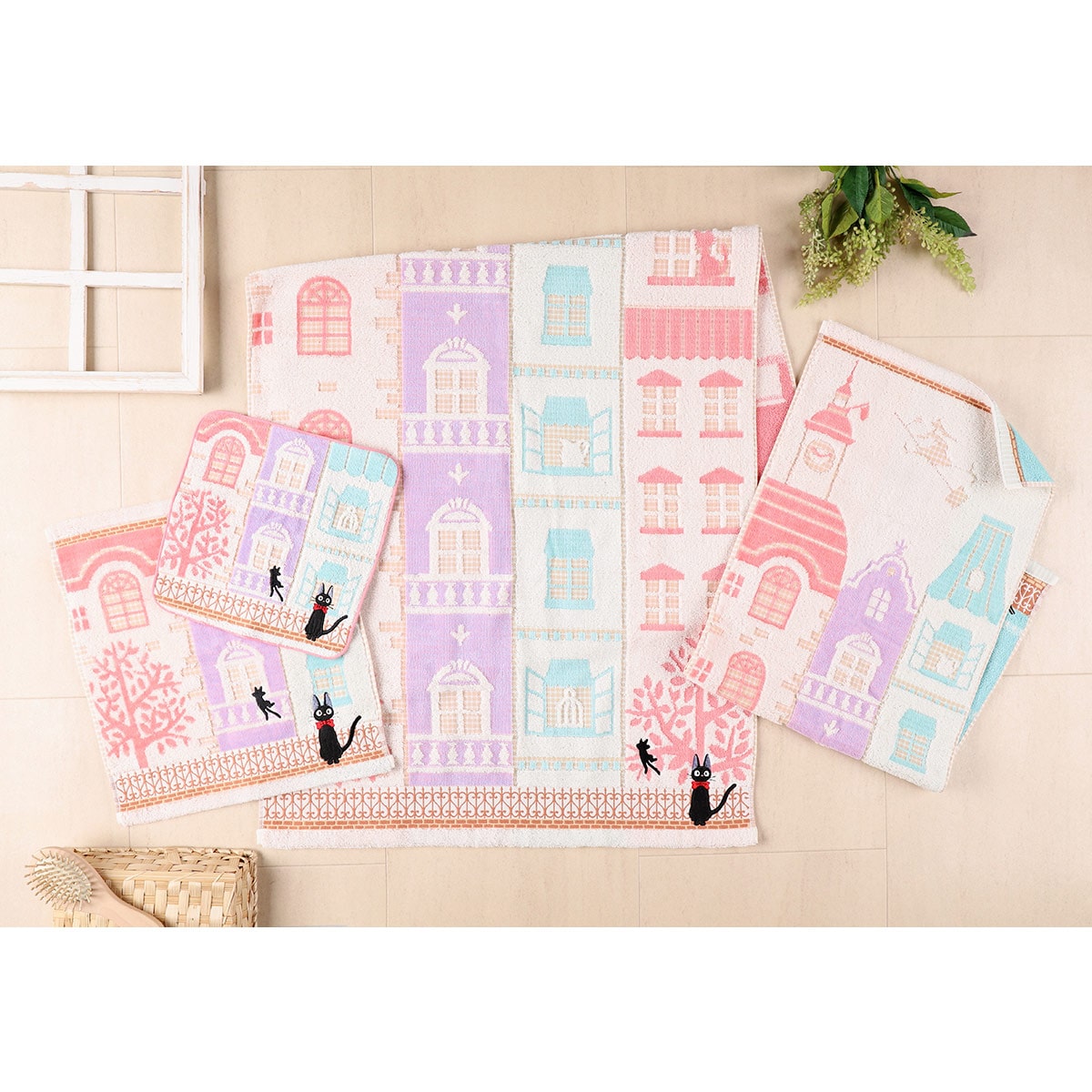 魔女の宅急便 ｢アパートメント｣ ミニタオル | どんぐり共和国そらのうえ店