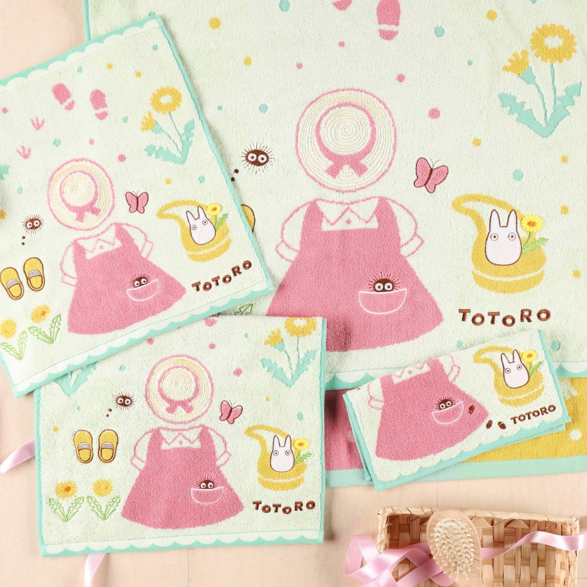 となりのトトロ お洋服とトトロ ウォッシュタオル | どんぐり共和国