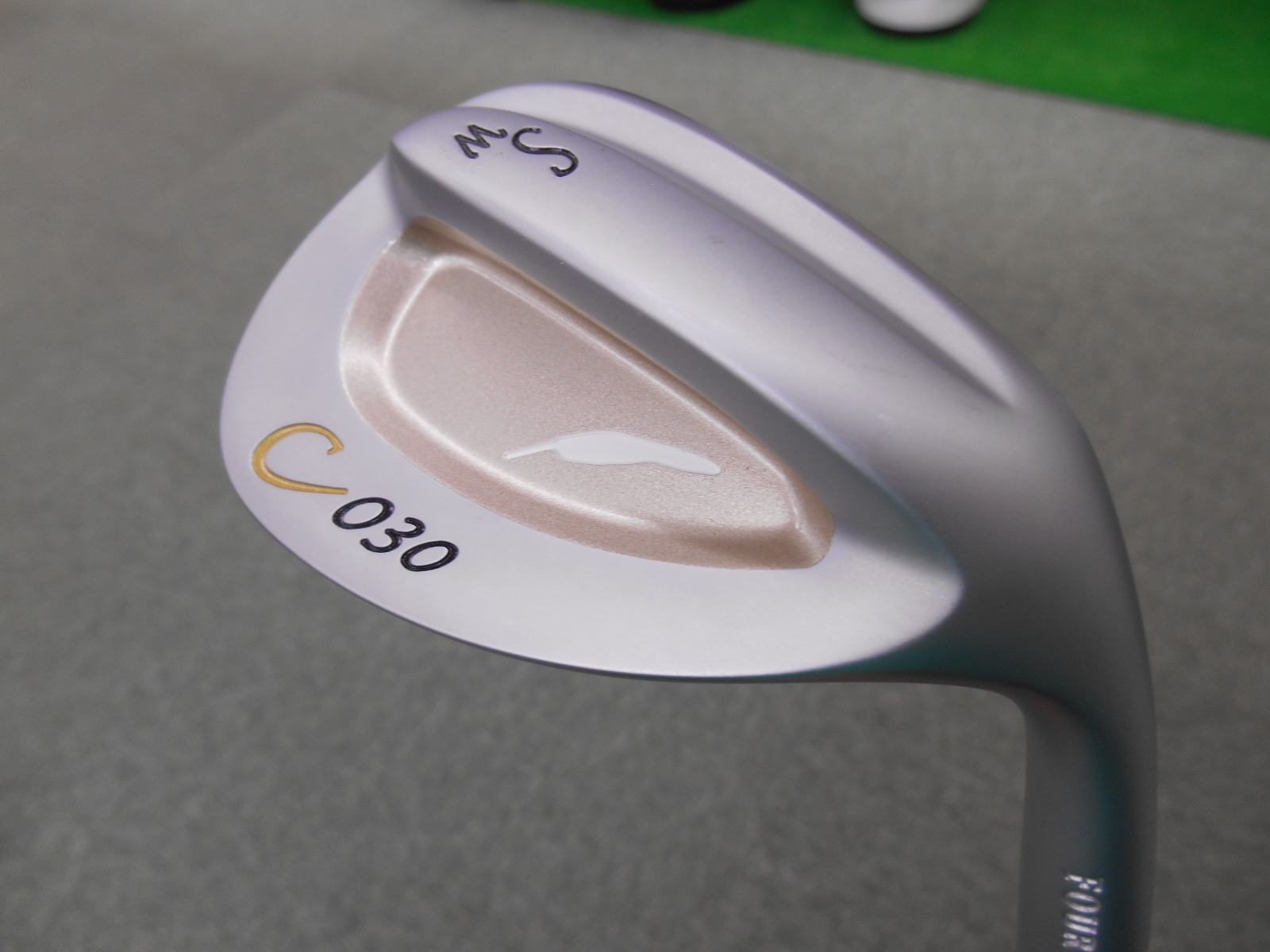 ☆フォーティーンのC-030ウェッジを打ってみましたが・・・☆｜第一