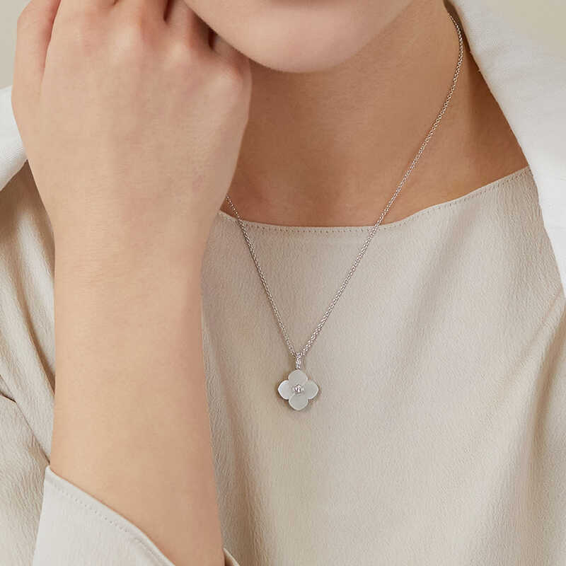 シェルフラワー リバーシブルネックレス｜大丸松坂屋オンラインストア