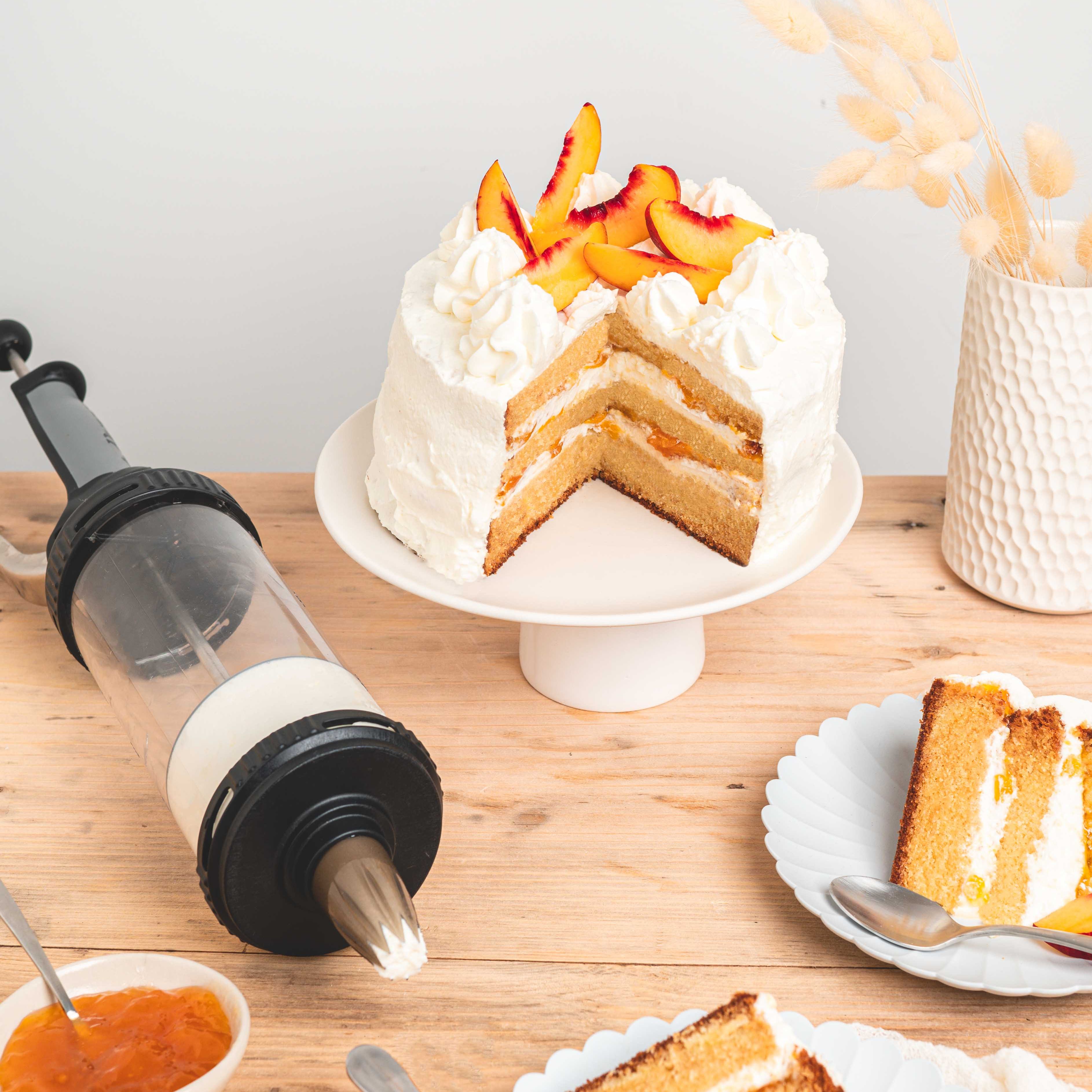 LE TUBE PRO Decorating Tool 19-Piece Set | de Buyer USA