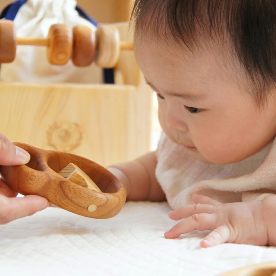 山のくじら舎 赤ちゃんの宝石箱 出産祝い 木のおもちゃ 誕生日