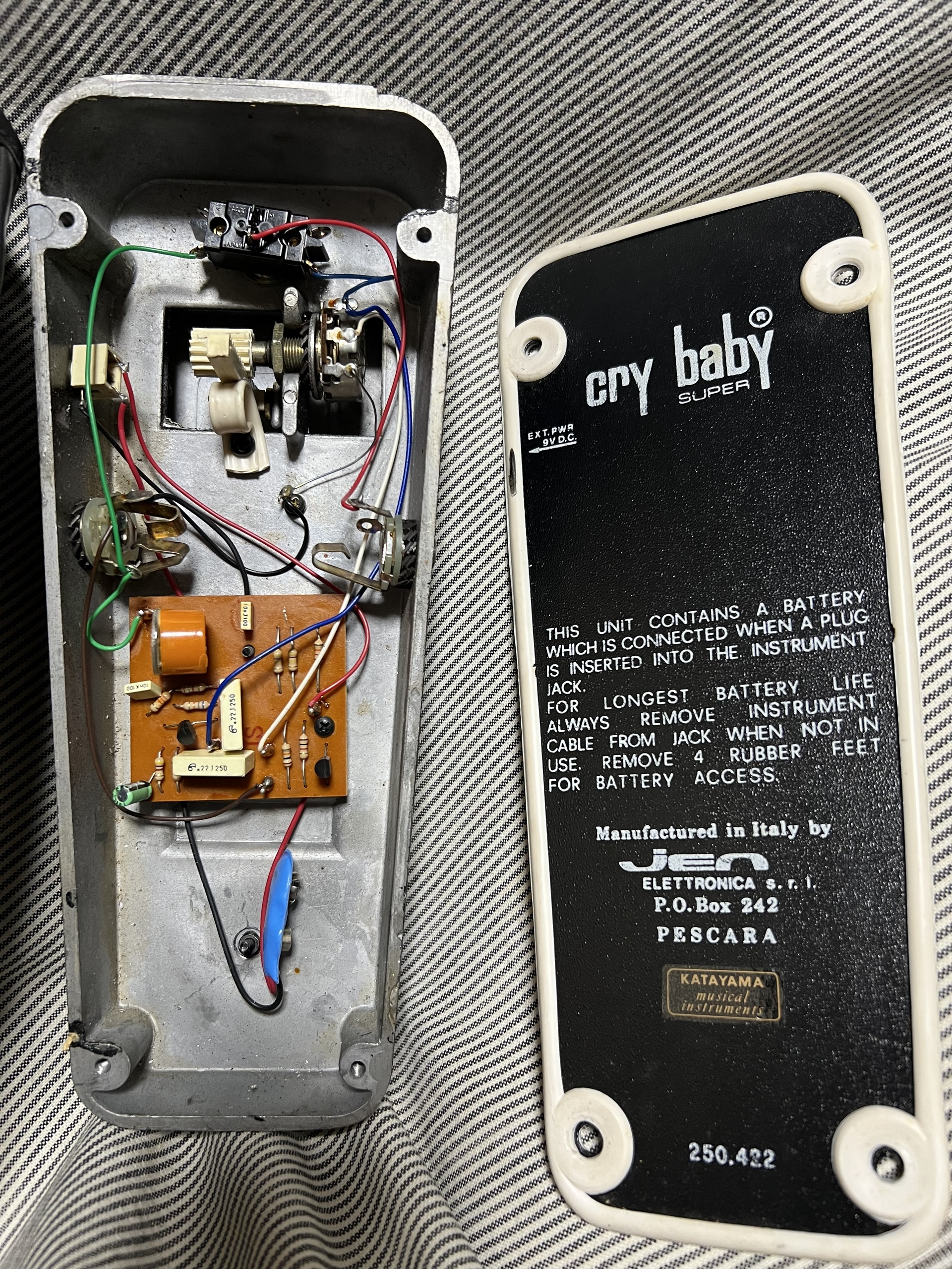 Jen JEN cry baby® SUPER ギアコレ - 【楽器検索デジマート】