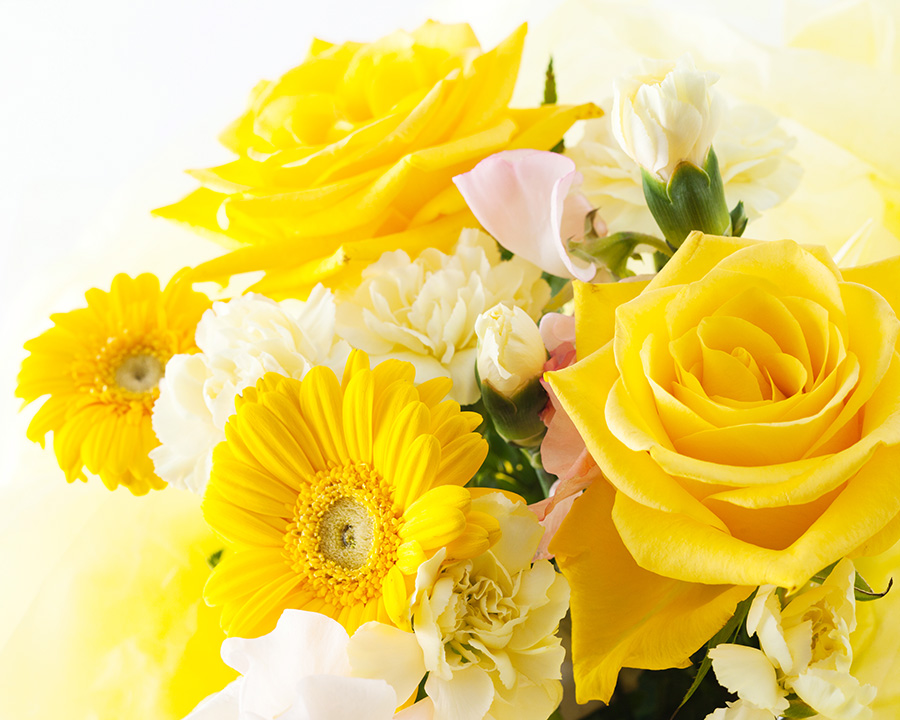 イエローフラワー｜祝電のバルーンを低価格で即日配達する電報サービス