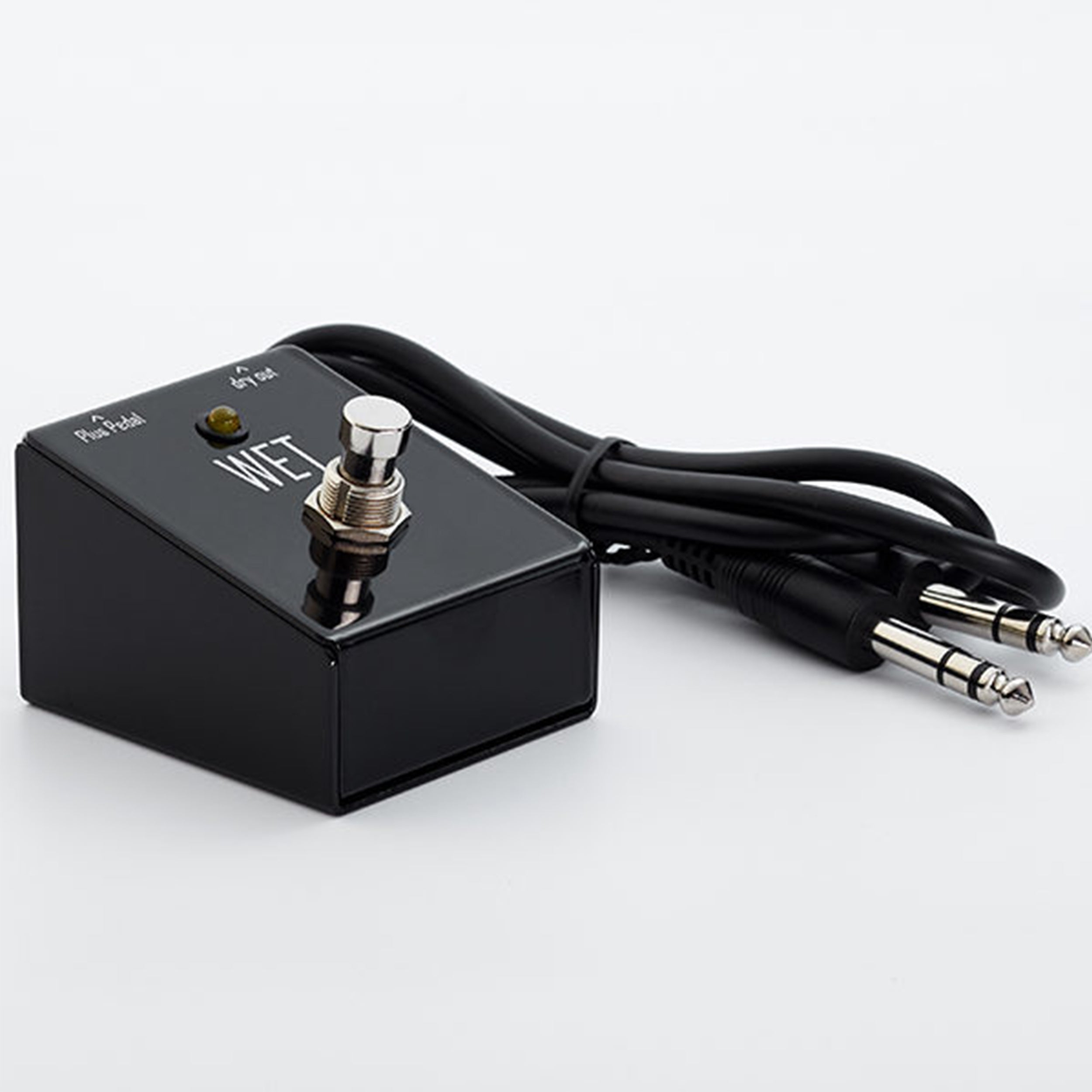 Gamechanger Audio PLUS Pedal w WET Footswitch — Echoinox