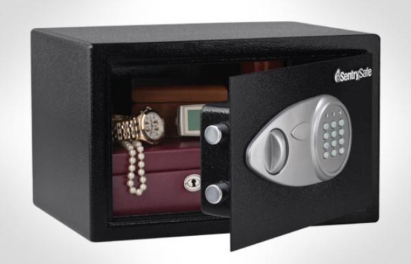 セントリー パーソナルセキュリティ保管庫 テンキー式 X055 8.8kg