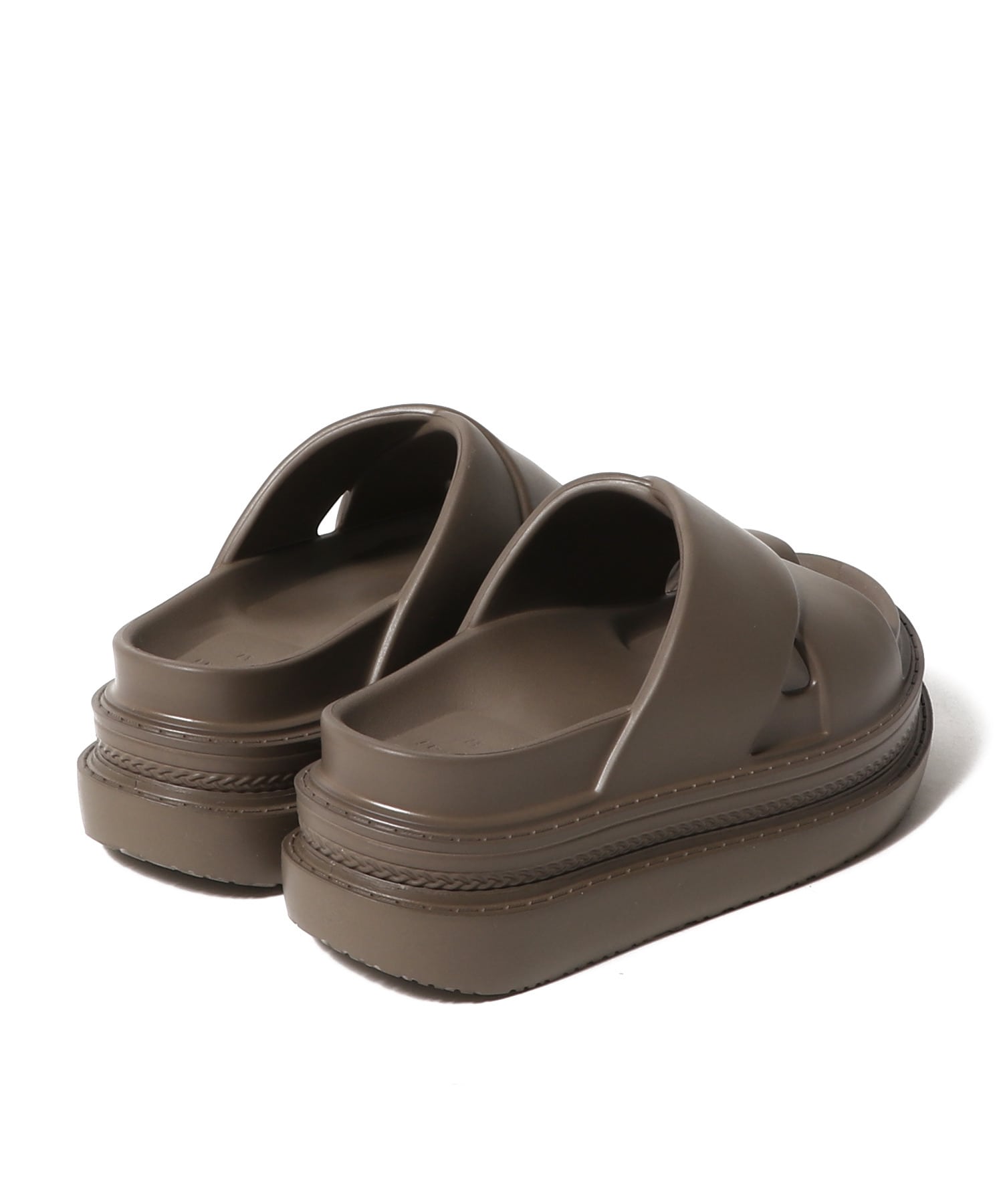 SACAI / Foam Multiple Sole サンダル｜ESTNATION ONLINE STORE