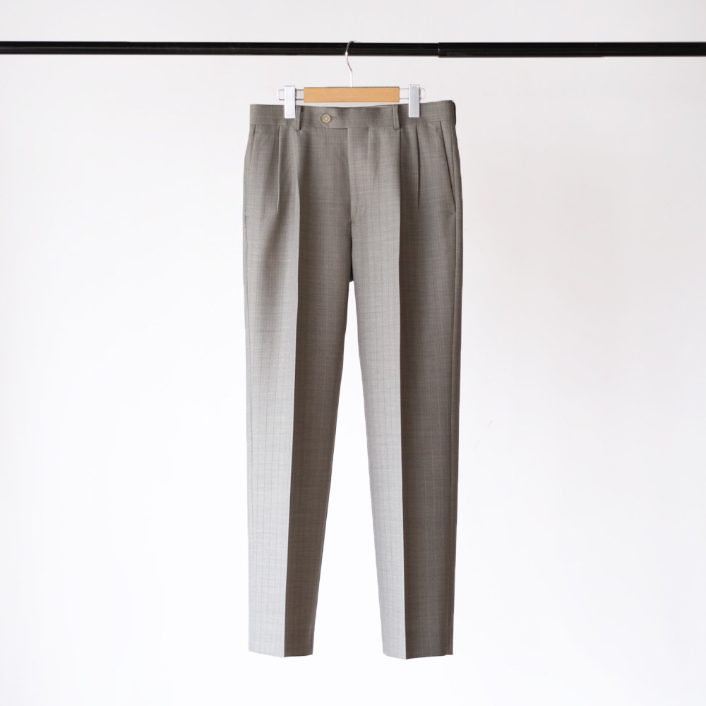 Bluefaced Wool Two-Tuck Slacks | EUREKA FACTORY HEIGHTS
