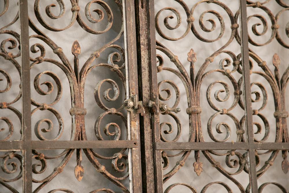 アンティーク アイアンフェンス(2枚組) – フランス、ヨーロッパの
