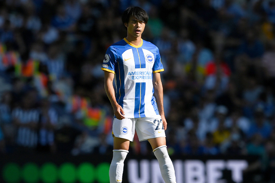 ブライトン「三笘マニア」にクラブ公式注目 ユニフォーム着用でずらり