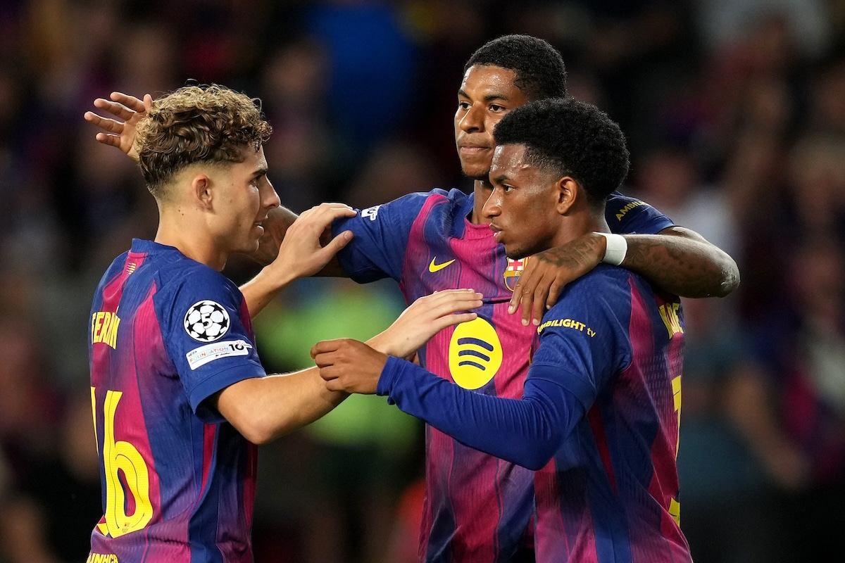 FC Barcelonaのクラシコ限定エドシーラン、ペドリ選手の8番 サイズM FC