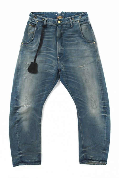 ヴィヴィアン・ウエストウッドアングロマニアとLeeのコラボジーンズ