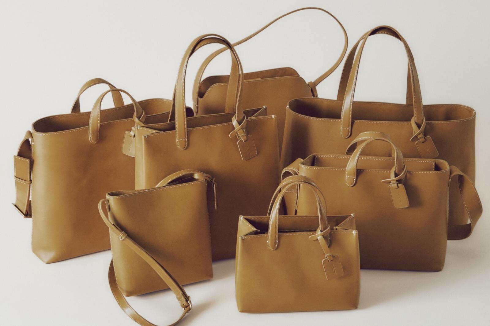 ロンシャンの新アイコンバッグ「ペネロペ」- コーディネートに溶け込む