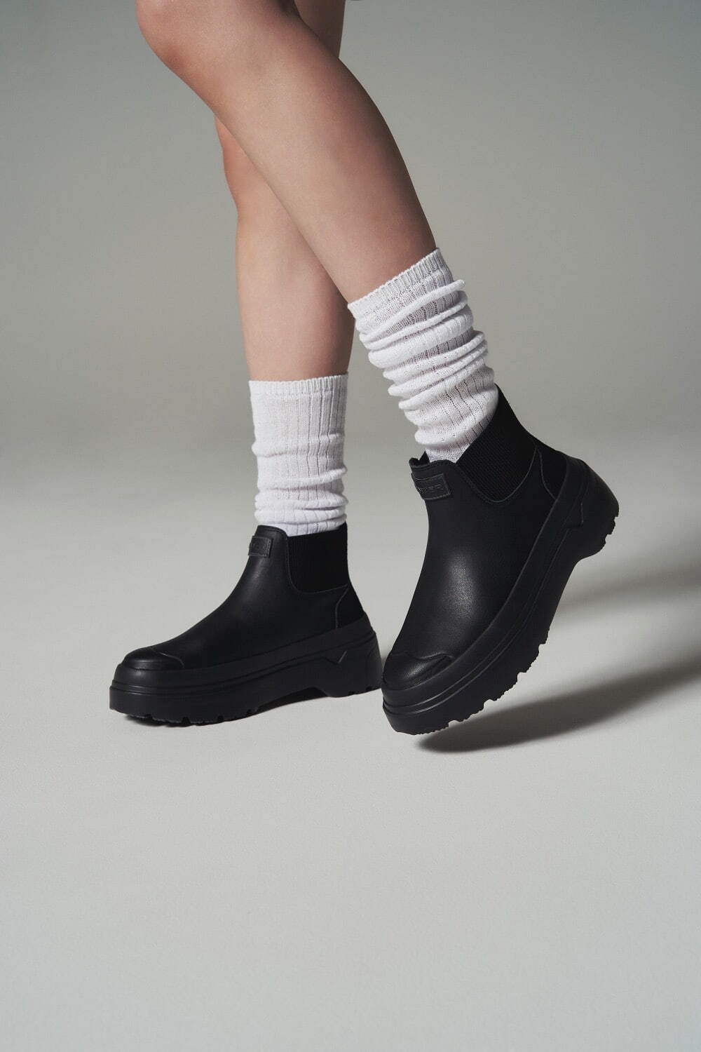 ハンター「エクスプローラーレザー」厚底ブーツ＆ローファー、耐水性