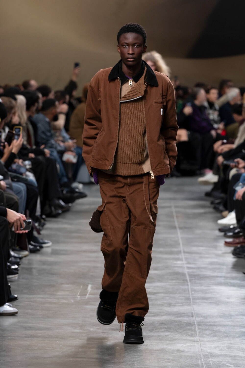 サカイ(sacai) 2025-26年秋冬ウィメンズ&メンズコレクション