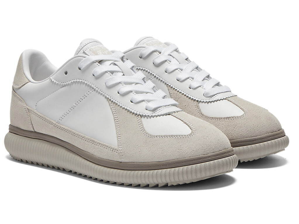 オニツカタイガーのスニーカー「デレシティ L」異素材アッパー×軽量