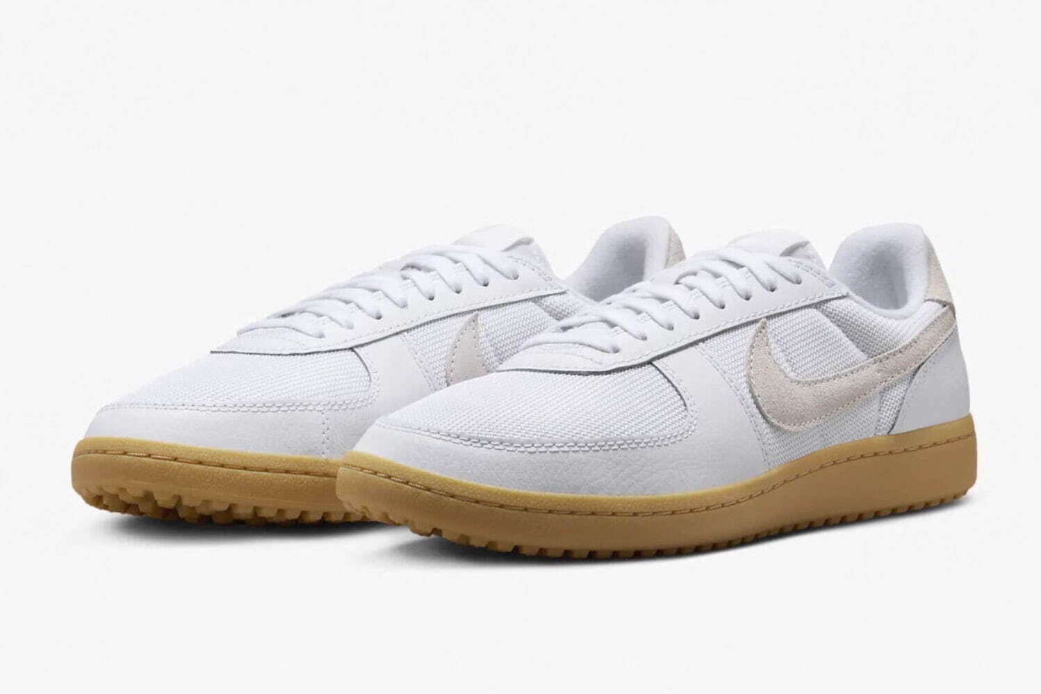 ナイキ「フィールド ジェネラル '82」メンズスニーカー、ワッフル